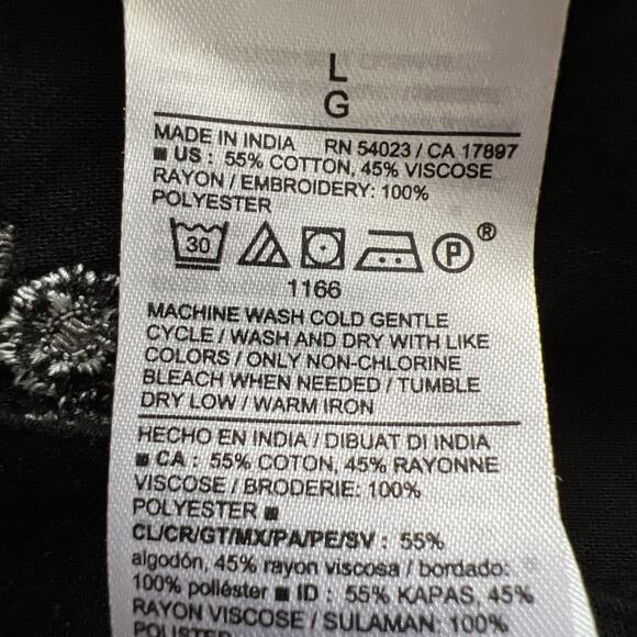 Old Navy Floral Embroidered Top Womens Large Black V-Neck Short Bell Sleeve Boho - Picture 4 of 8